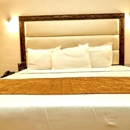 Mayfair Hotel Maitama Abuja Dış mekan fotoğraf