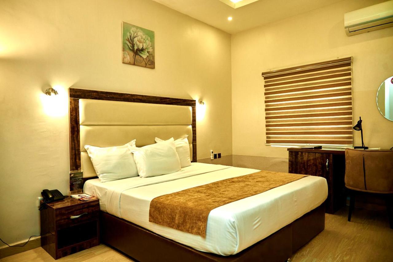 Mayfair Hotel Maitama Abuja Dış mekan fotoğraf