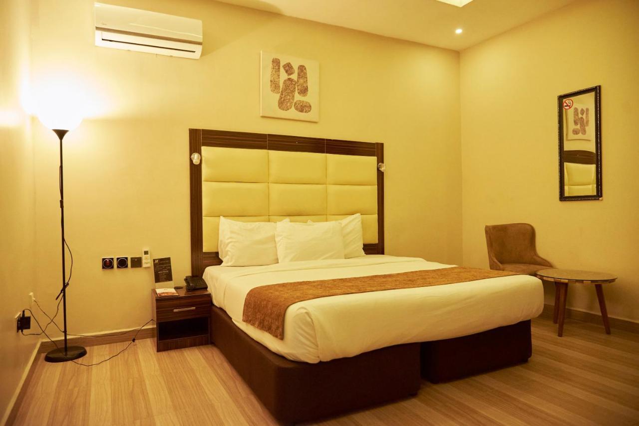 Mayfair Hotel Maitama Abuja Dış mekan fotoğraf