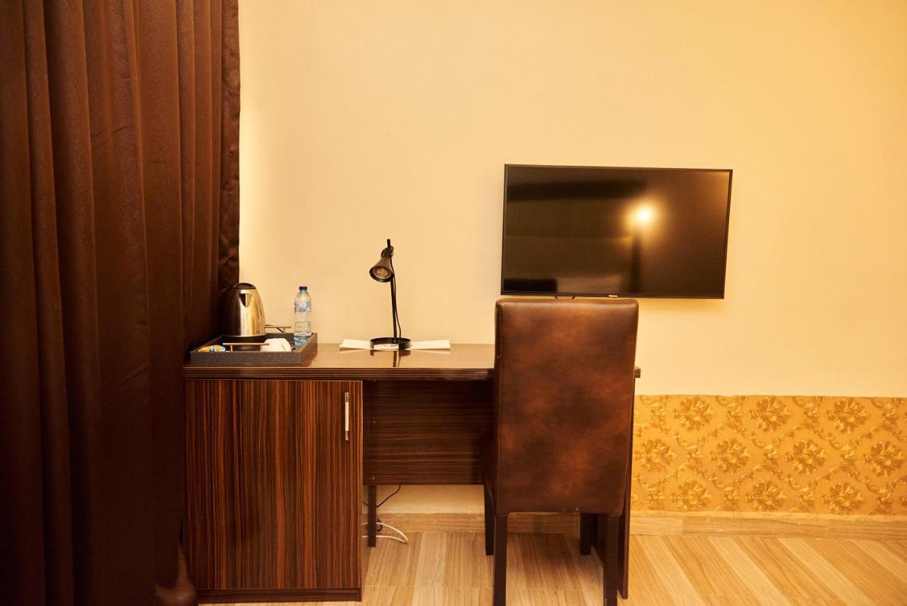 Mayfair Hotel Maitama Abuja Dış mekan fotoğraf