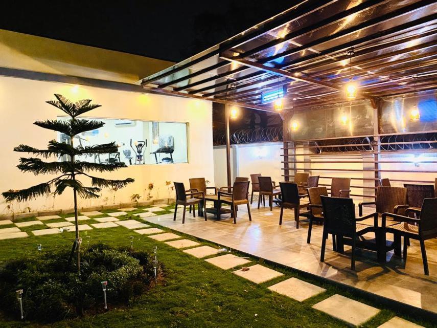 Mayfair Hotel Maitama Abuja Dış mekan fotoğraf